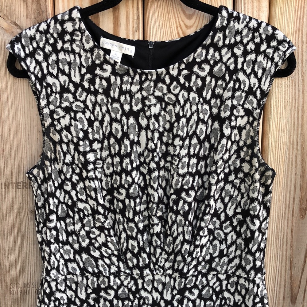 LONDON TIMES Animal Print Sleeveless Dress - Picture 3 of 7